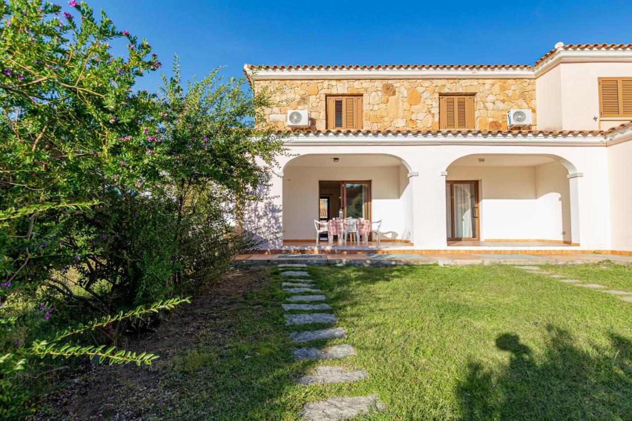Appartamento Sette Posti Vicino Al Centro Di San Teodoro San Teodoro  Exteriör bild
